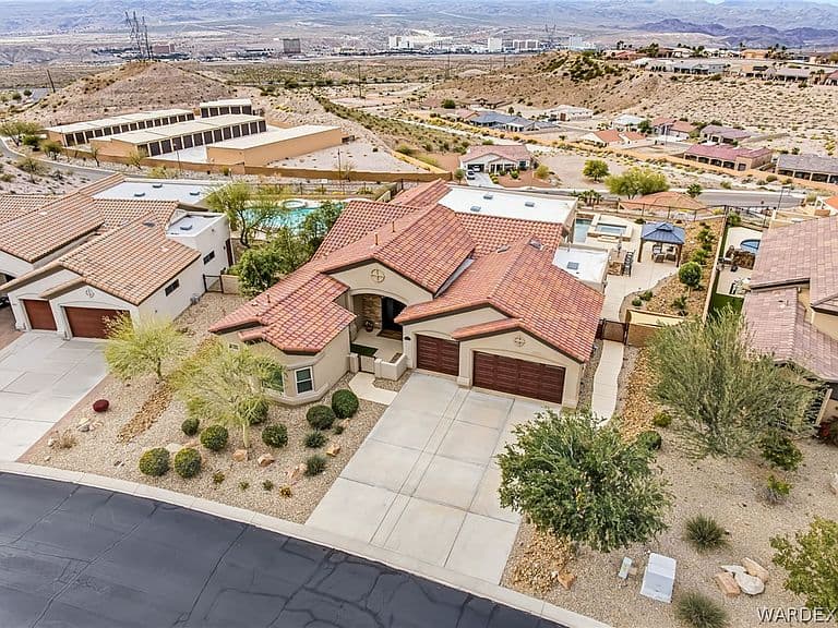 2815 Sidewheel Dr photo 3