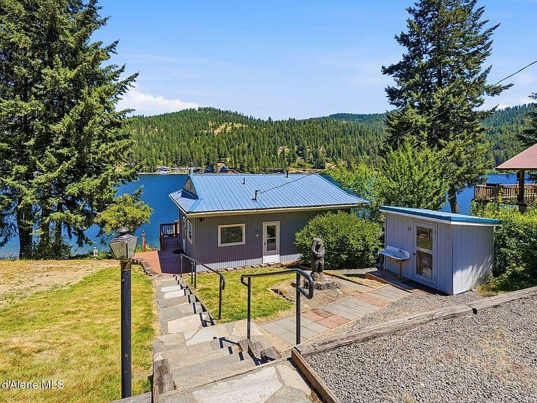 62766 S Powderhorn Bay Rd photo 4