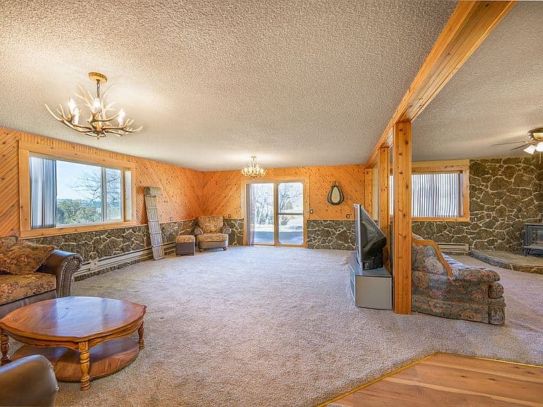 255 Smith Creek Rd photo 5