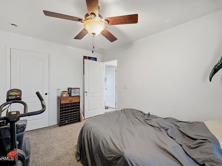 10470 E JOSEPH Lane photo 3