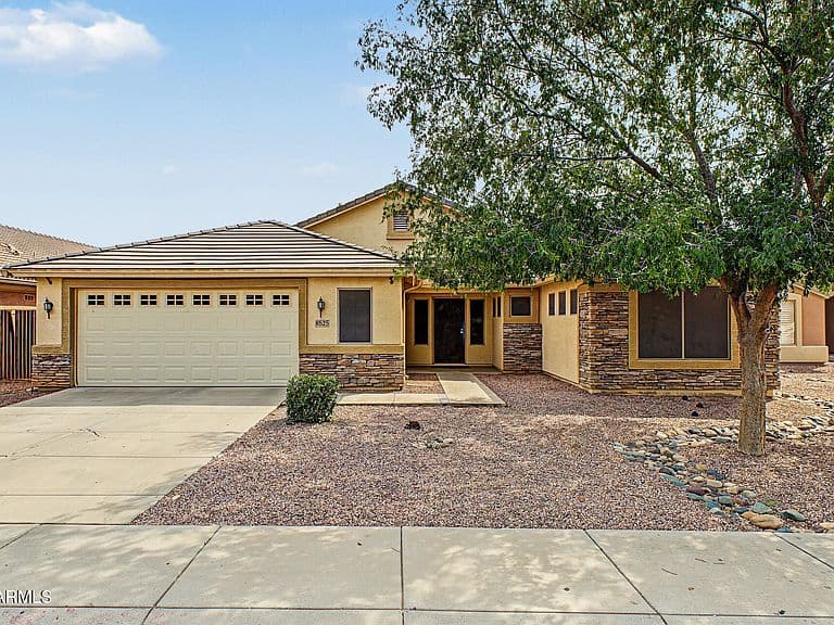 8525 W CHICKASAW Street photo 1