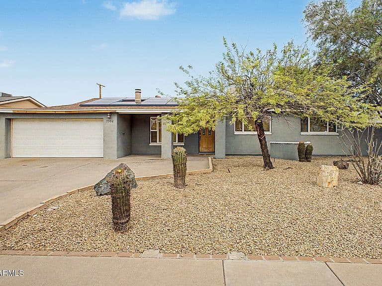 7332 E DIAMOND Street photo 2