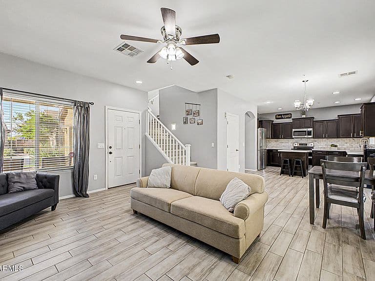 1393 E JOSEPH Way photo 5