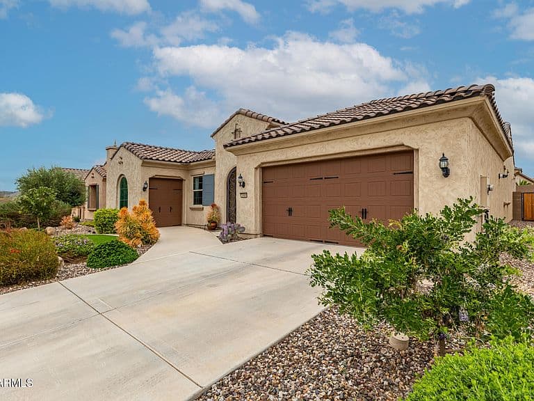 7848 W WILLOW Way photo 4