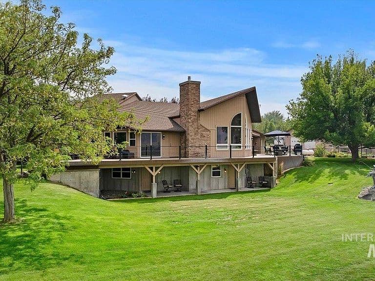 1290 Quail Hollow photo 3