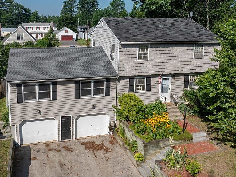 15 Parkhurst Drive photo 2