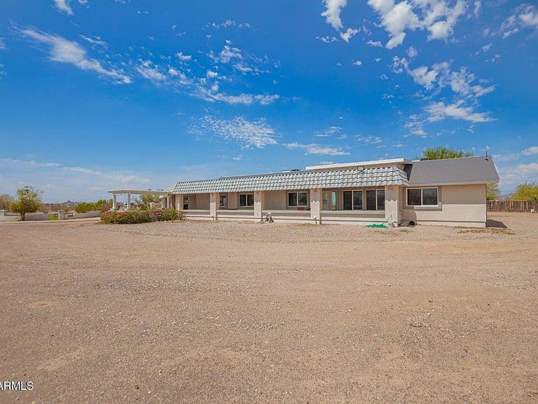 21616 W LONE MOUNTAIN Road photo 4