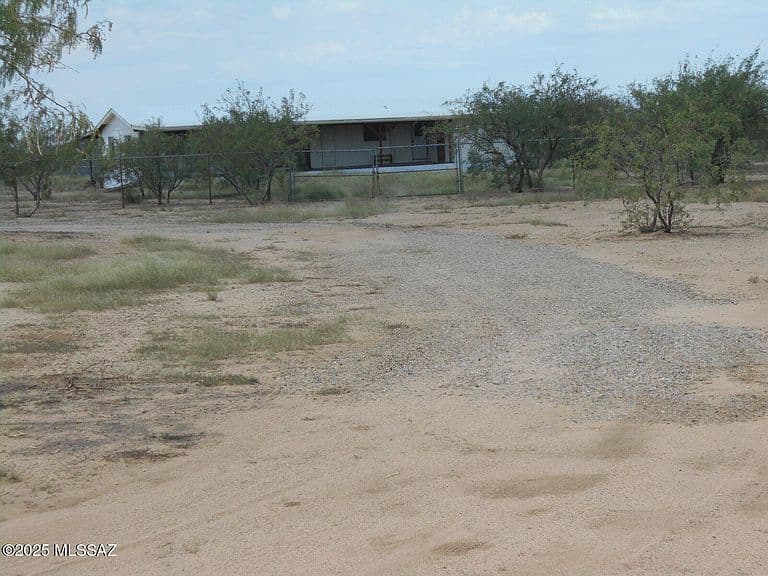 435 W Papago Way photo 2