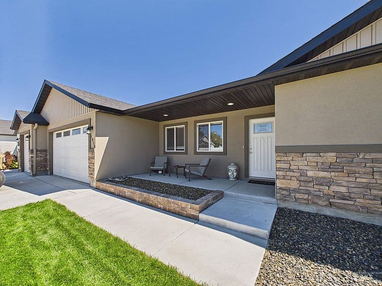 1019 Cooper St photo 4
