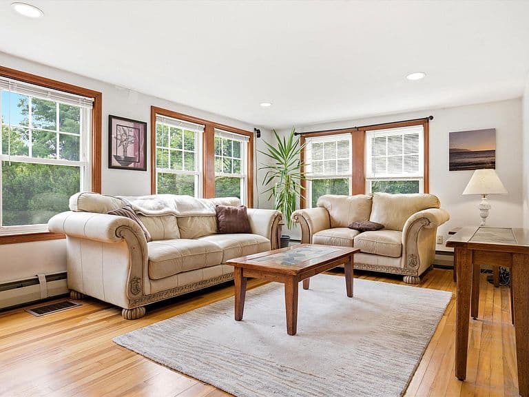308 Squantum Road photo 5