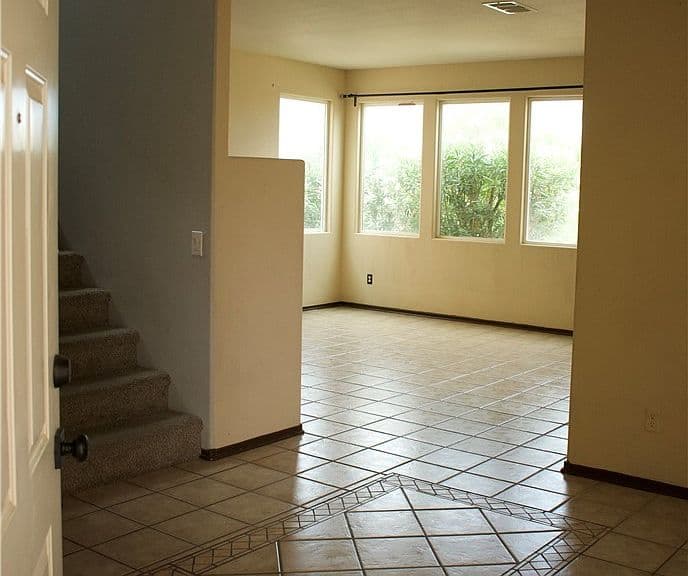 7804 Picnic St photo 4