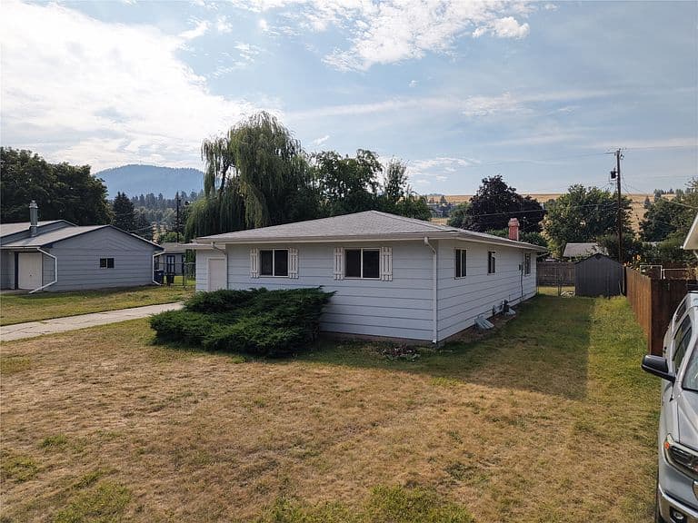 97 Lacota Dr photo 5