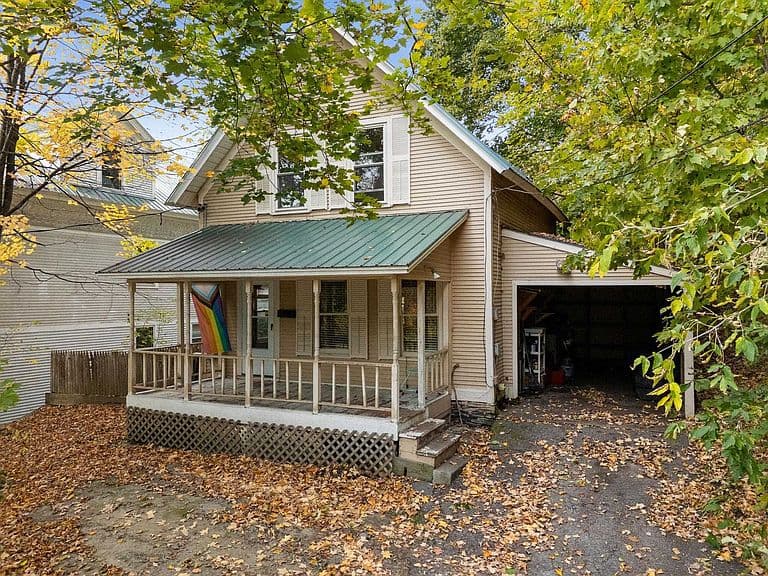 10 Hillside Avenue photo 3