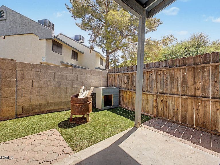 7801 N 44TH Drive #1132 photo 3