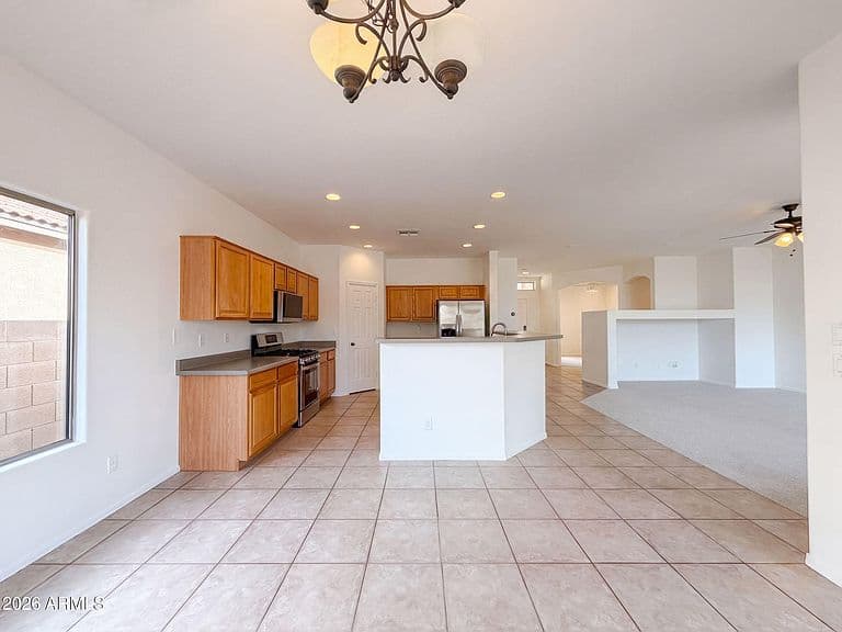 12846 W ROSEWOOD Drive photo 2