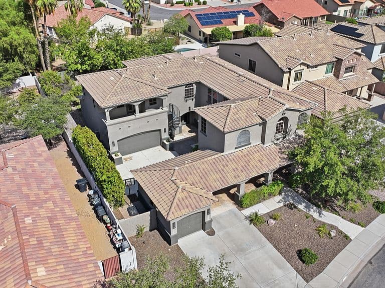 425 S CAMELLIA Drive photo 2