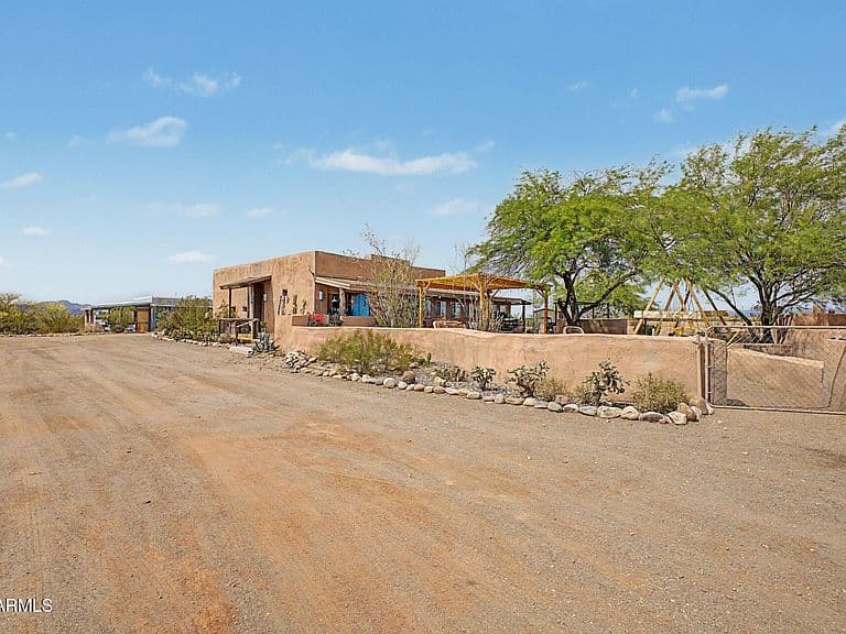 25408 W ADAMANDA Drive photo 3