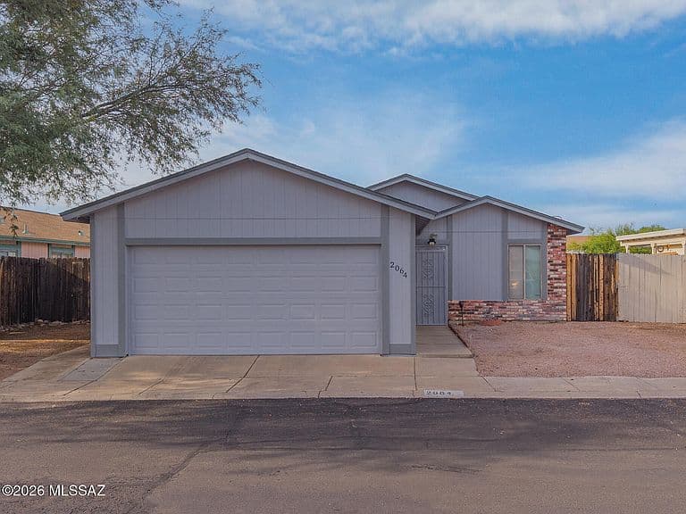 2064 W Brittain Dr photo 1