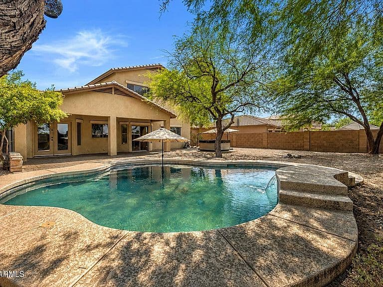 21144 E SADDLE Way photo 1