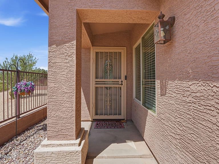 3354 E BELLERIVE Place photo 4