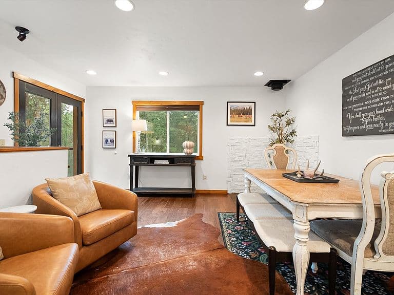 72 Norse Dr photo 5