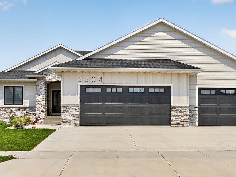 5504 E Morningside Cir photo 1