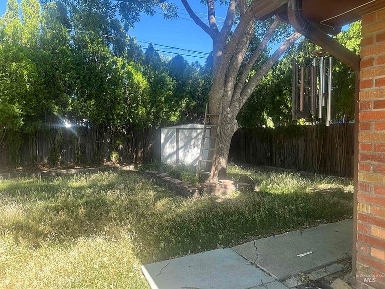 2018 S Jackson St photo 5