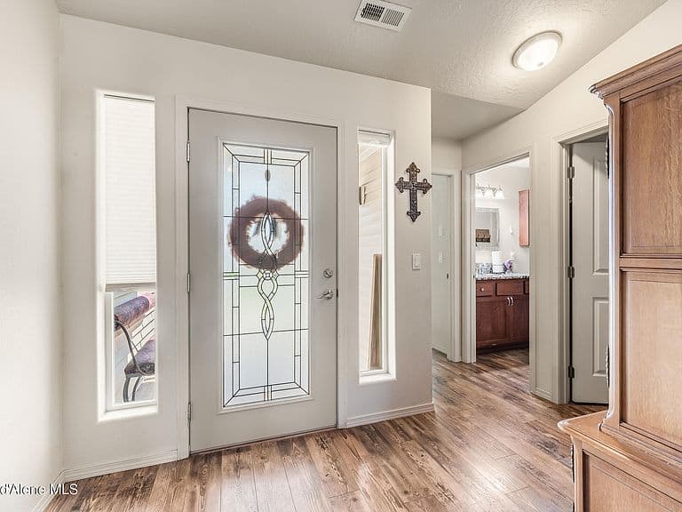 2642 E Thrush Dr photo 5