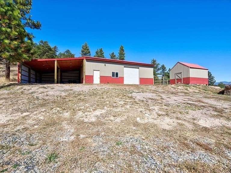 6958 Black Sandy Loop photo 3