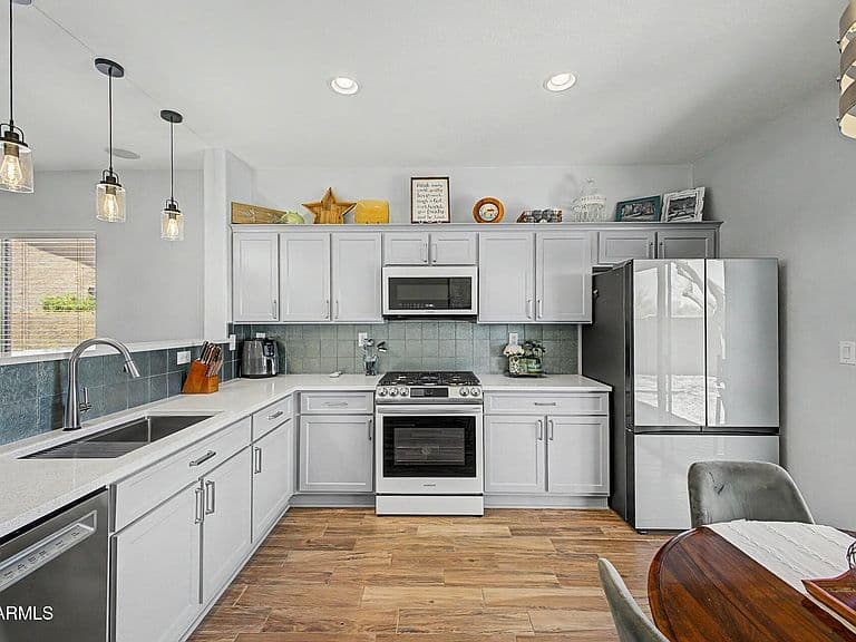2580 W PATAGONIA Way photo 2