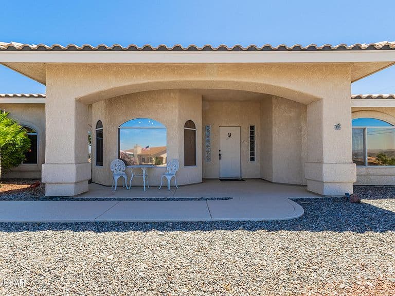 3134 Appaloosa Dr photo 2