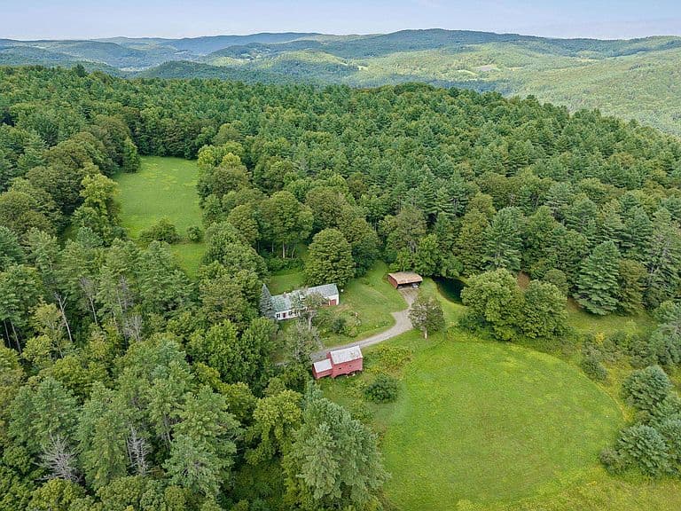 373 Perham Road photo 3