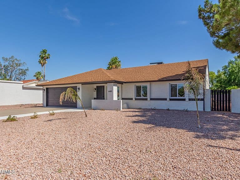 6401 E Kelton Lane photo 5