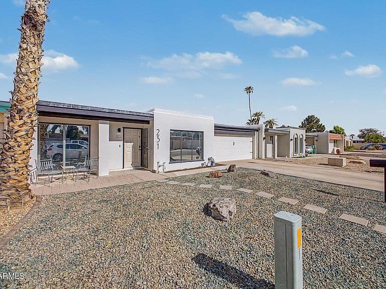 231 BAHIA Lane W photo 2
