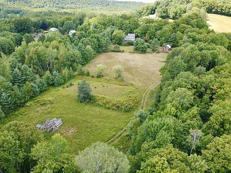 3827 Vershire Center Road photo 2