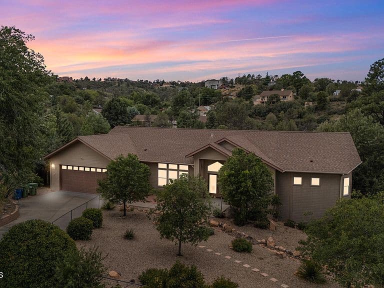 2630 Tabosa Dr photo 1