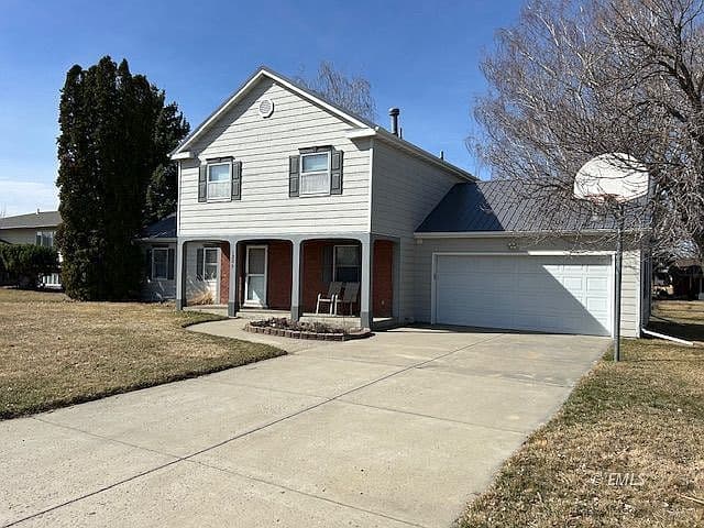 1221 S Strevell Ave photo 2