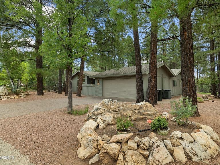5145 E Hickory Drive photo 4