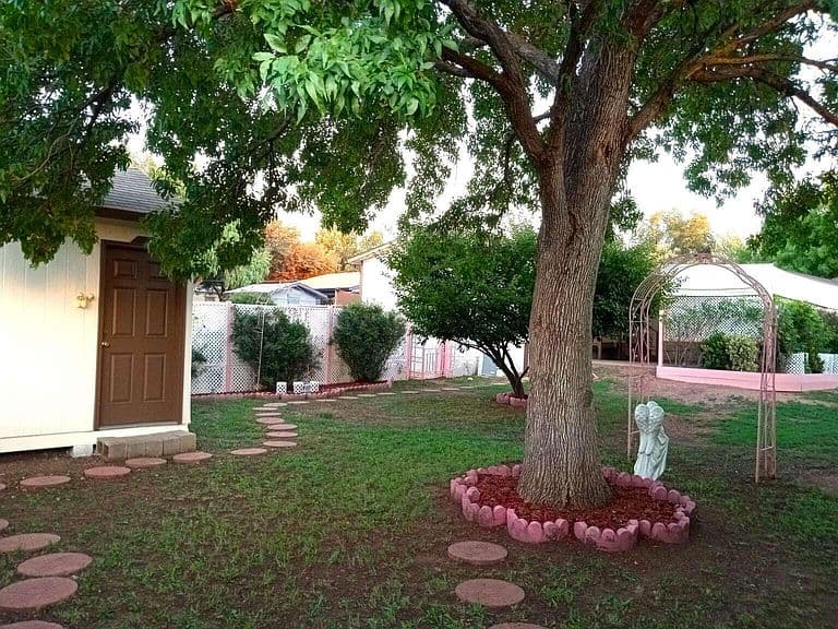 300 E Phoenix St photo 5
