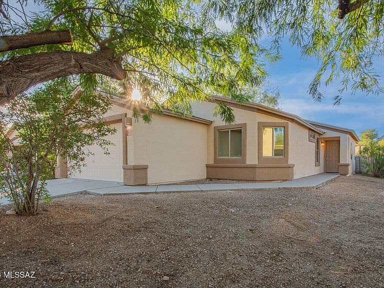 3560 W Fenton Way photo 2