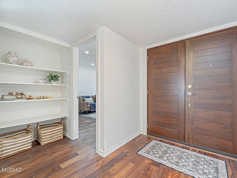 4671 E Camino De Oro photo 2