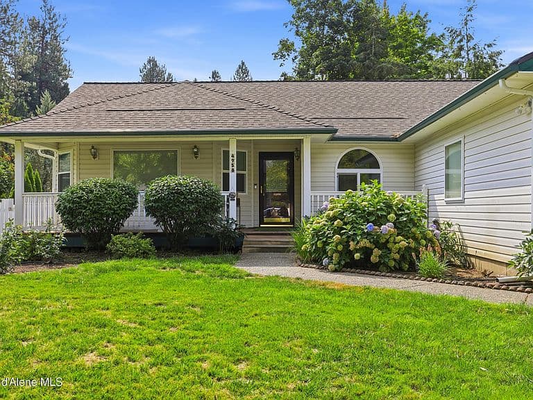 4958 E Woodland Dr photo 5