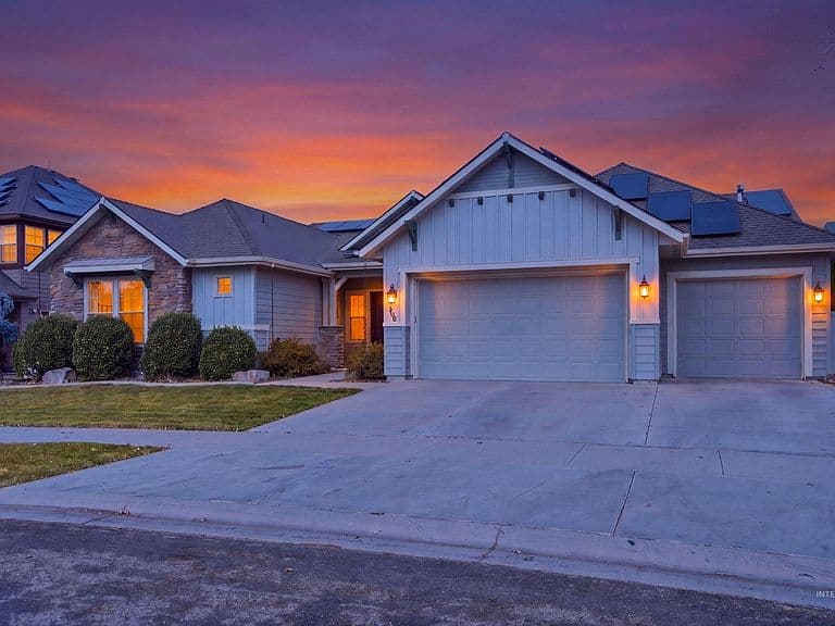 1168 W Karluk River Dr photo 1