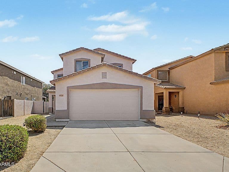 41235 N CAMBRIA Drive photo 1