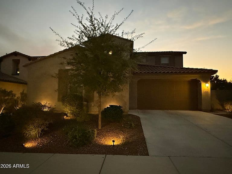 2424 N ACACIA Way photo 3