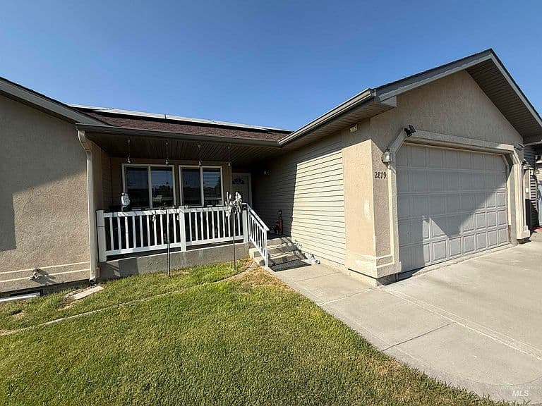 2879 Deaun Ave photo 3
