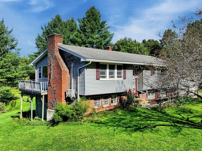 387 Wilmouth Hill Road photo 1