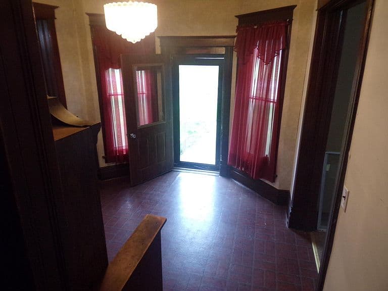 405 N Duff St photo 5