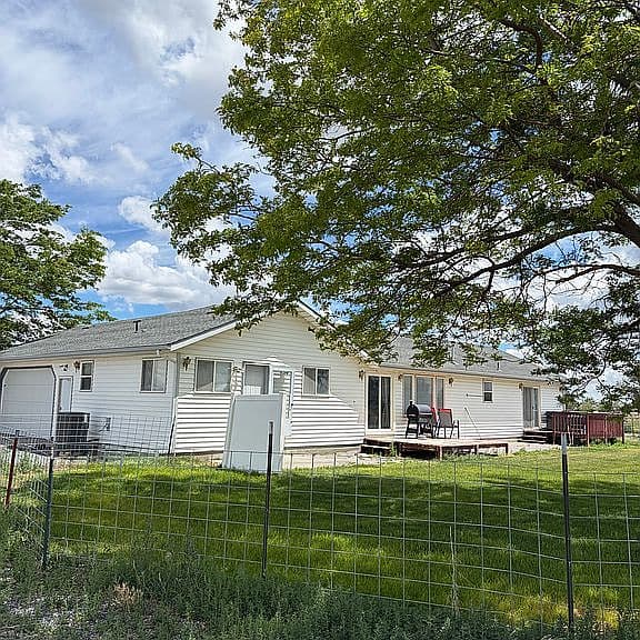 4039 N 1000 E photo 3