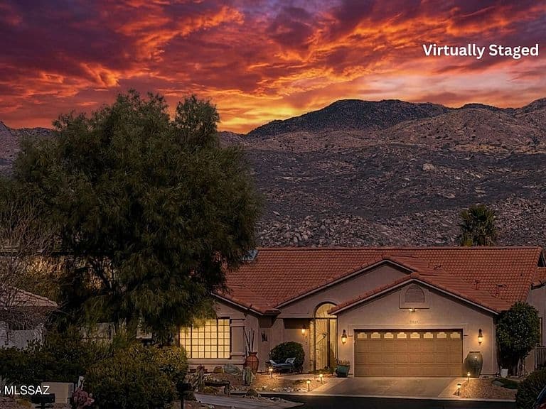 37547 S Canyon Side Dr photo 4